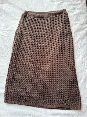 Theory Chocolate Brown Waffle Knit Pencil Skirt with satin lining